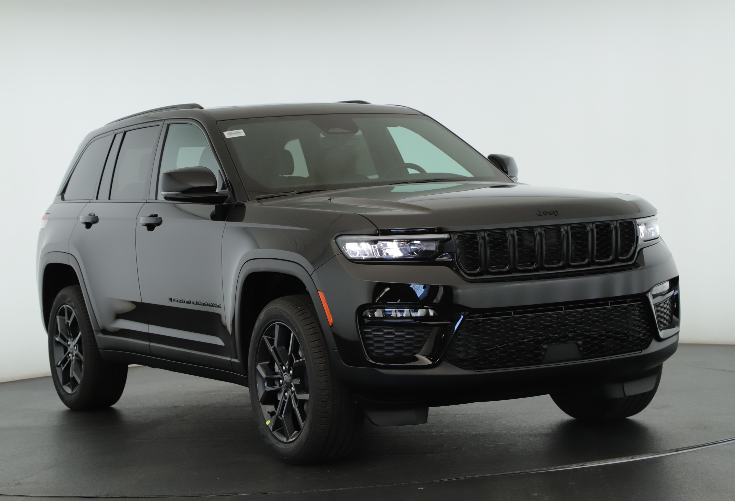 2025 Jeep Grand Cherokee Limited's photo