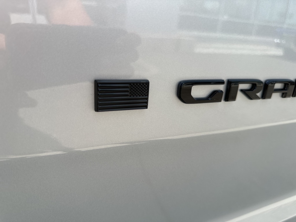 2025 Jeep Grand Cherokee Limited photo 43