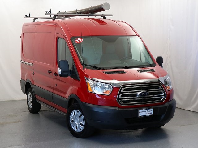 Used 2015 Red Ford Base image 1