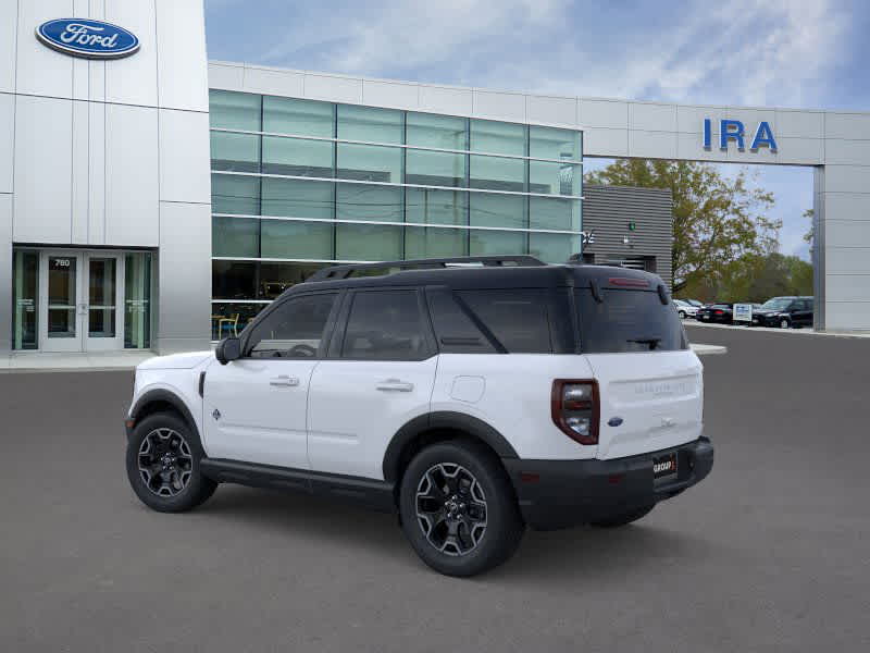 2025 Ford Bronco Sport Outer Banks photo 2