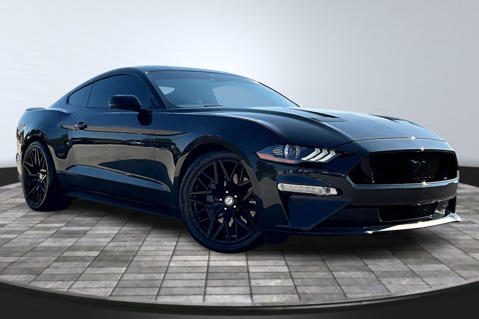 2022 Ford Mustang GT Premium's photo