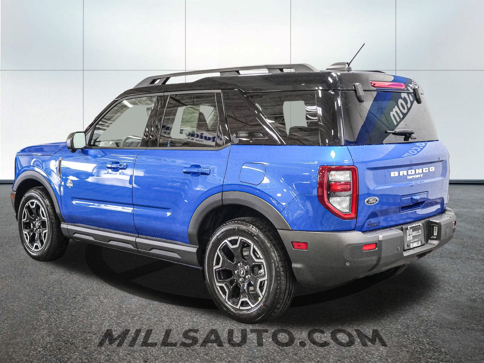 2025 Ford Bronco Sport Outer Banks photo 4