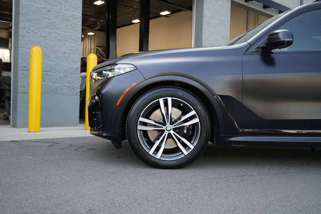 2022 Bmw X7 M50i photo 6