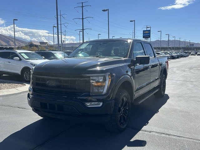 2023 Ford F-150 XLT photo 2