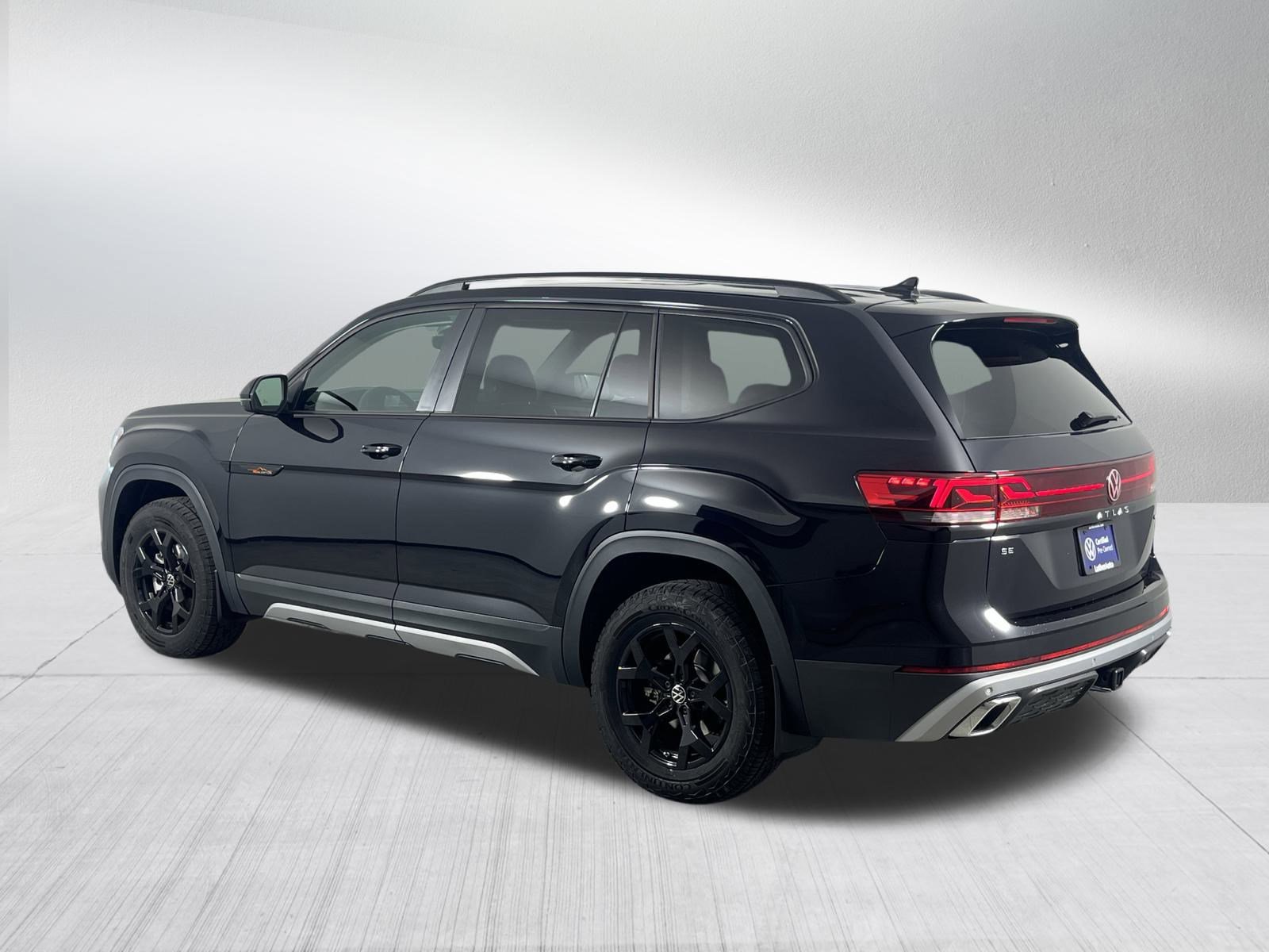 2025 Volkswagen Atlas Peak Edition photo 4