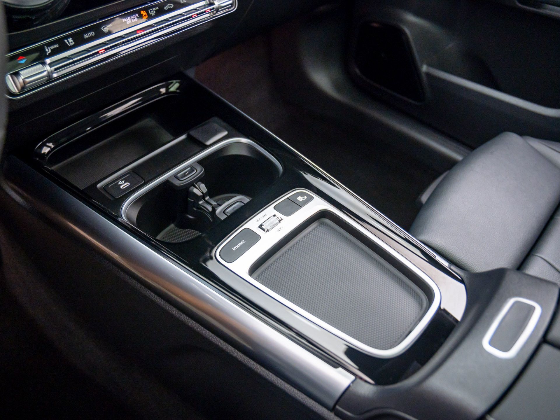 2026 Mercedes Benz GLA 250 4MATIC photo 11