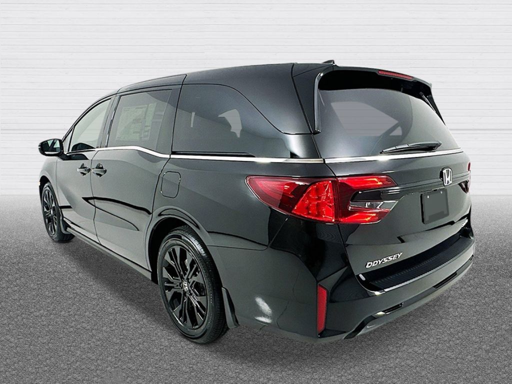 2026 Honda Odyssey Sport photo 3