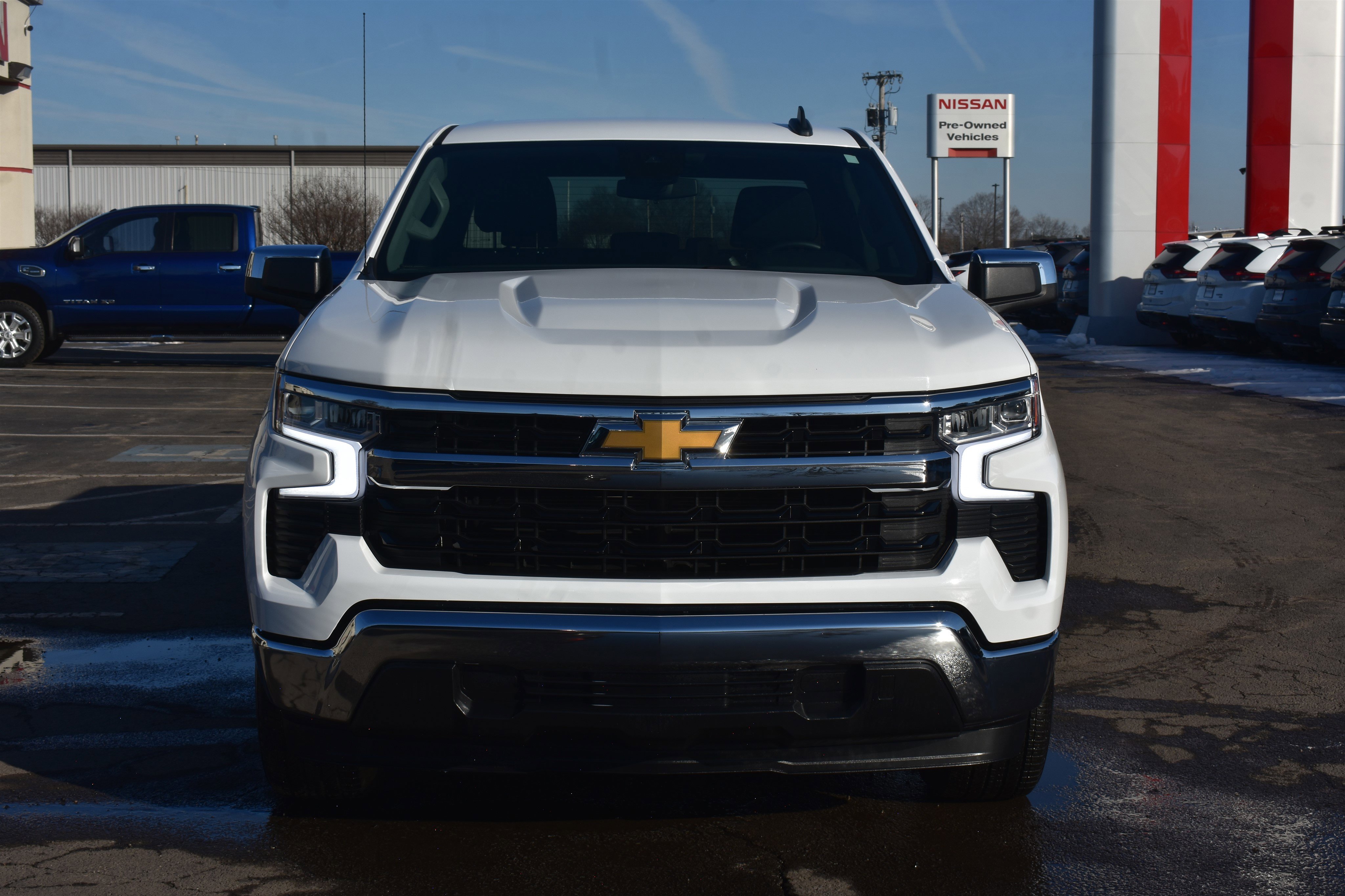 Used 2024 Chevrolet Silverado 1500 LT with VIN 3GCPACED6RG127935 for sale in Little Rock