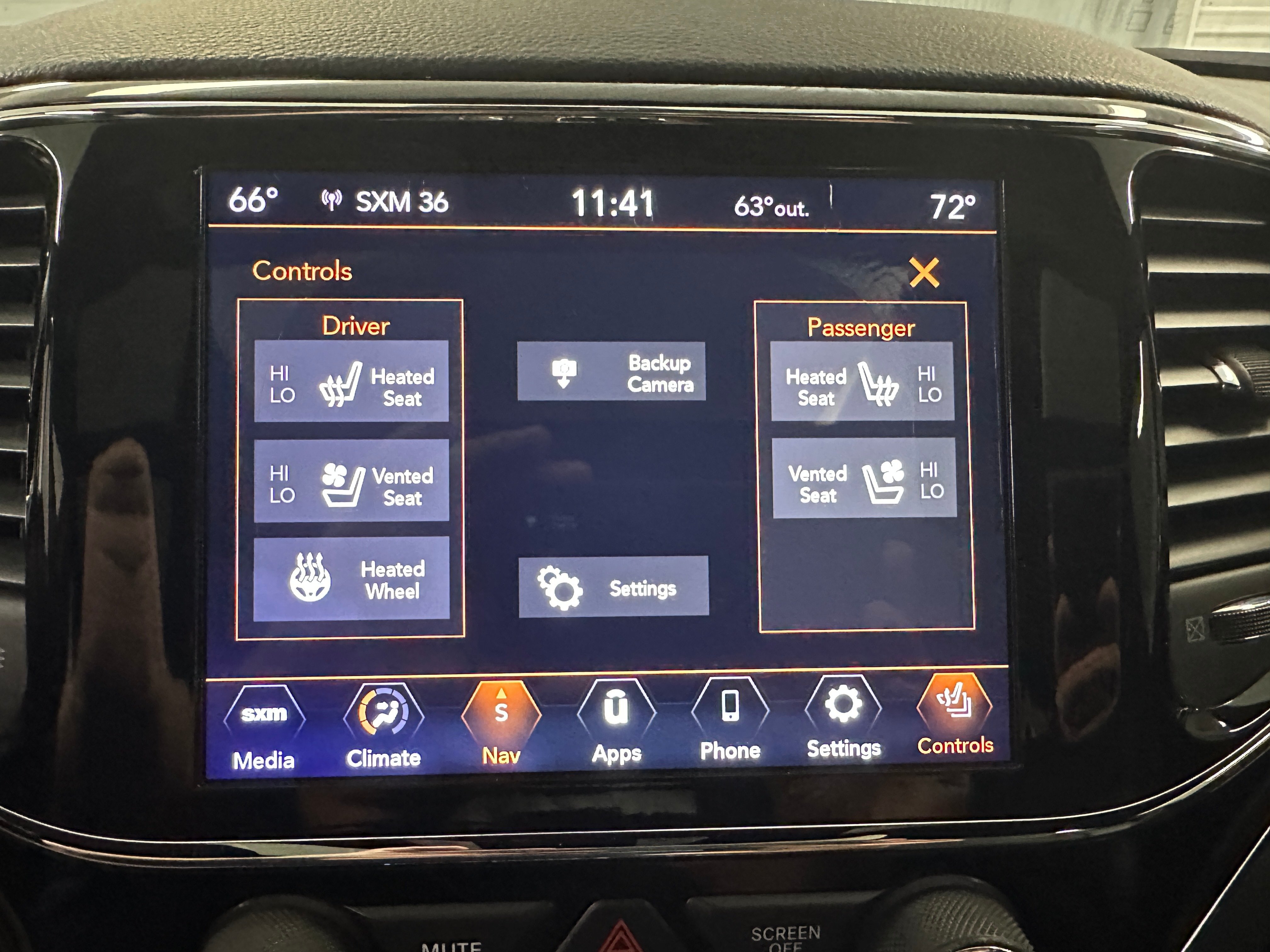 2019 Jeep Grand Cherokee Limited photo 4