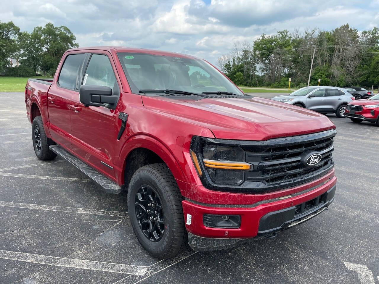 2025 Ford F-150 XLT photo 3