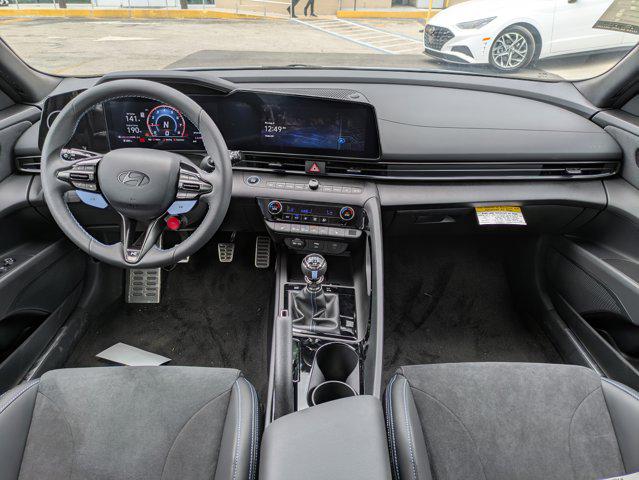 2025 Hyundai Elantra N Base photo 13