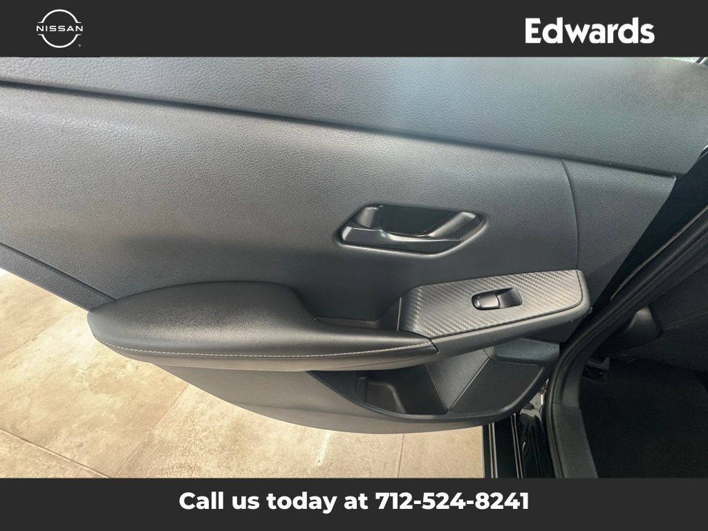 2024 Nissan Sentra SV photo 12