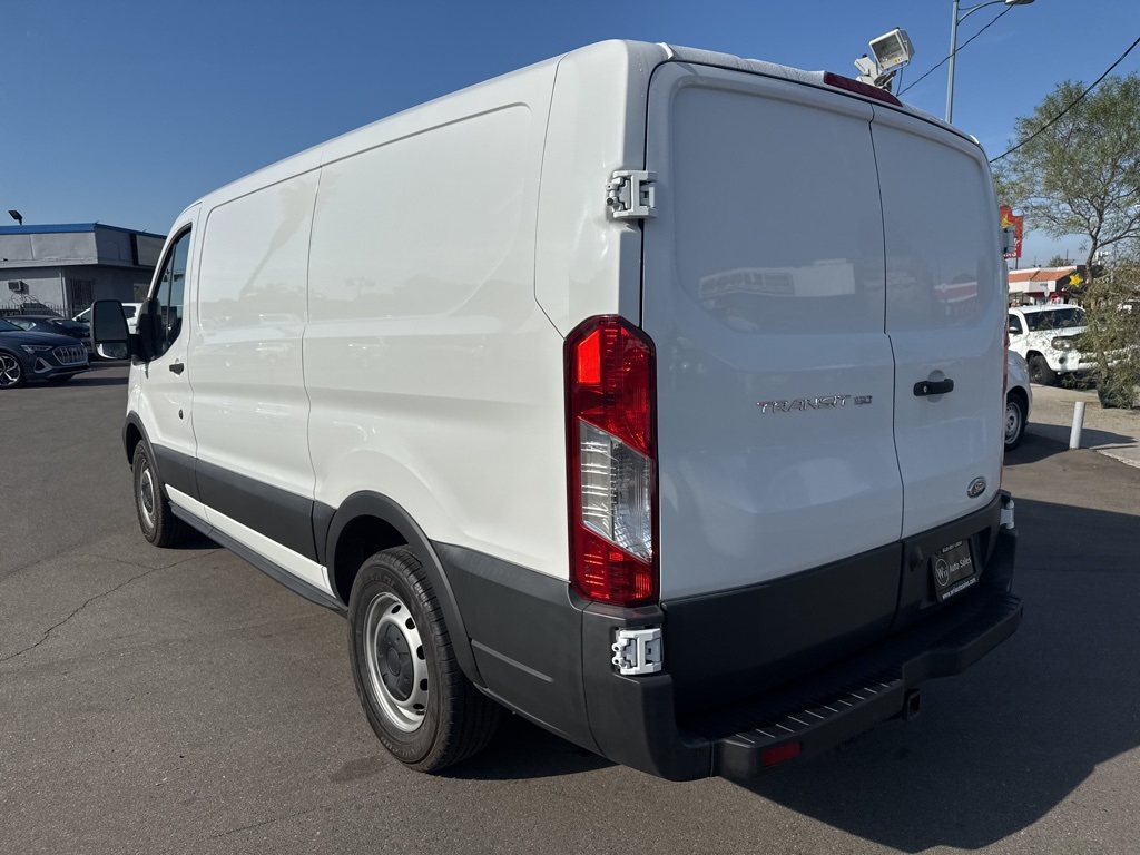 2017 Ford Transit photo 3