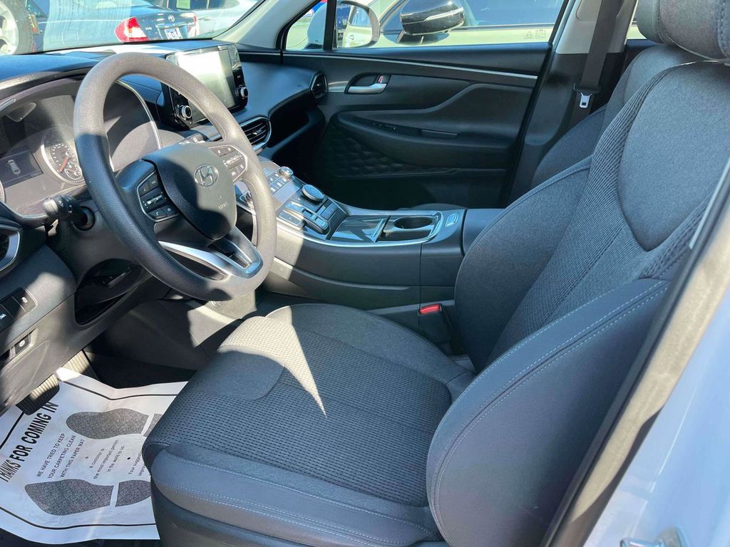 2022 Hyundai Santa Fe SEL photo 4