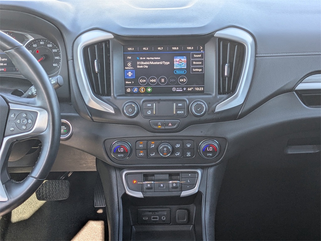 2024 Gmc Terrain SLT photo 19