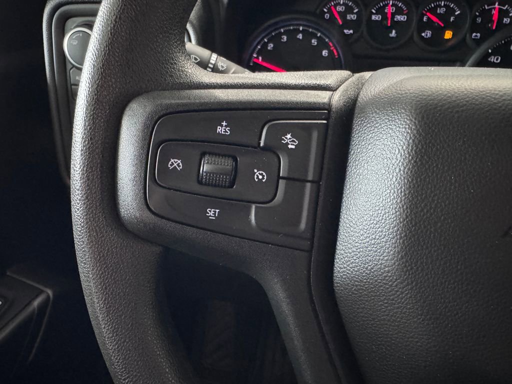 2024 Chevrolet Silverado 1500 Custom photo 12