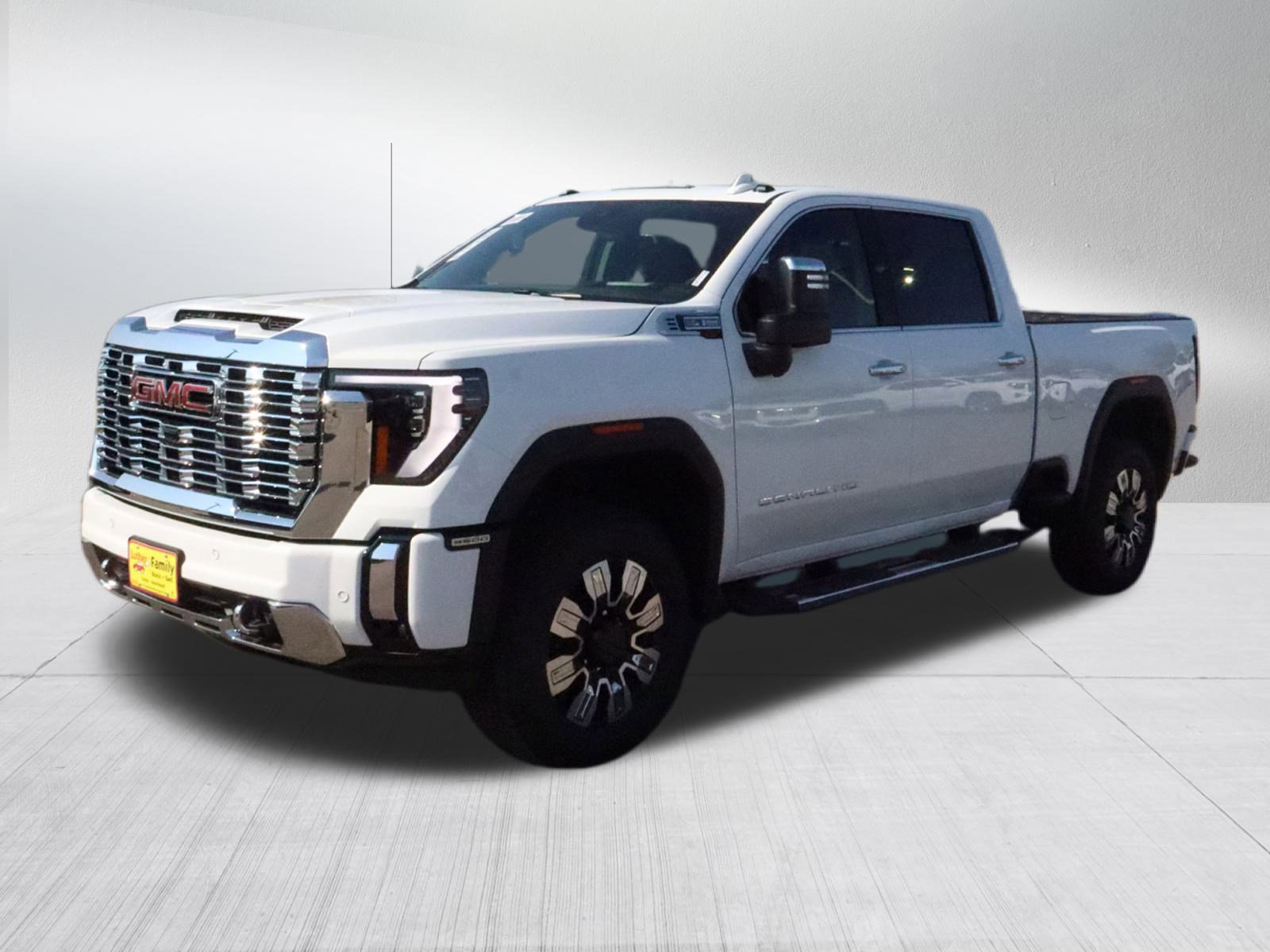 2026 Gmc Sierra 3500 HD Denali photo 3