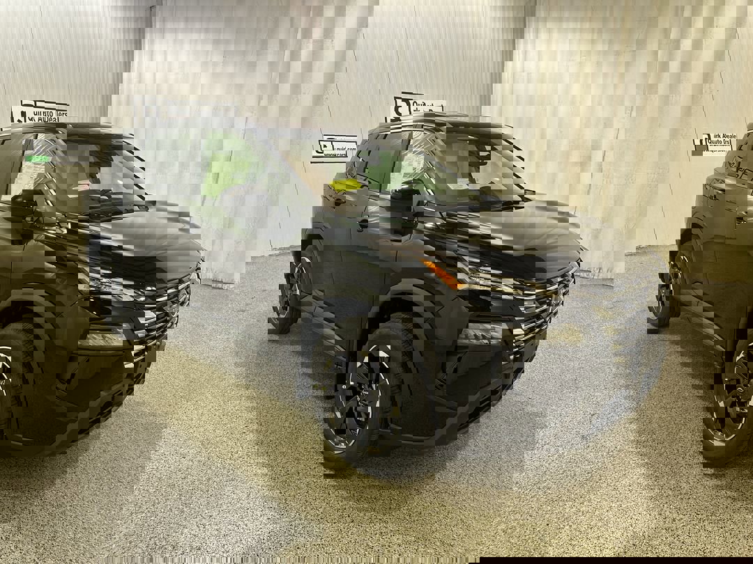 2026 Nissan Rogue SV's photo