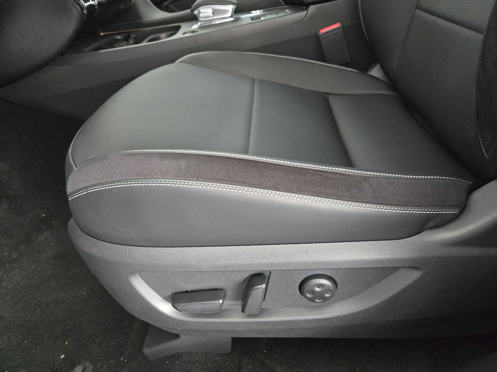 2025 Infiniti QX50 SPORT AWD photo 13