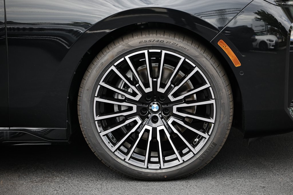 2025 Bmw 740i photo 4
