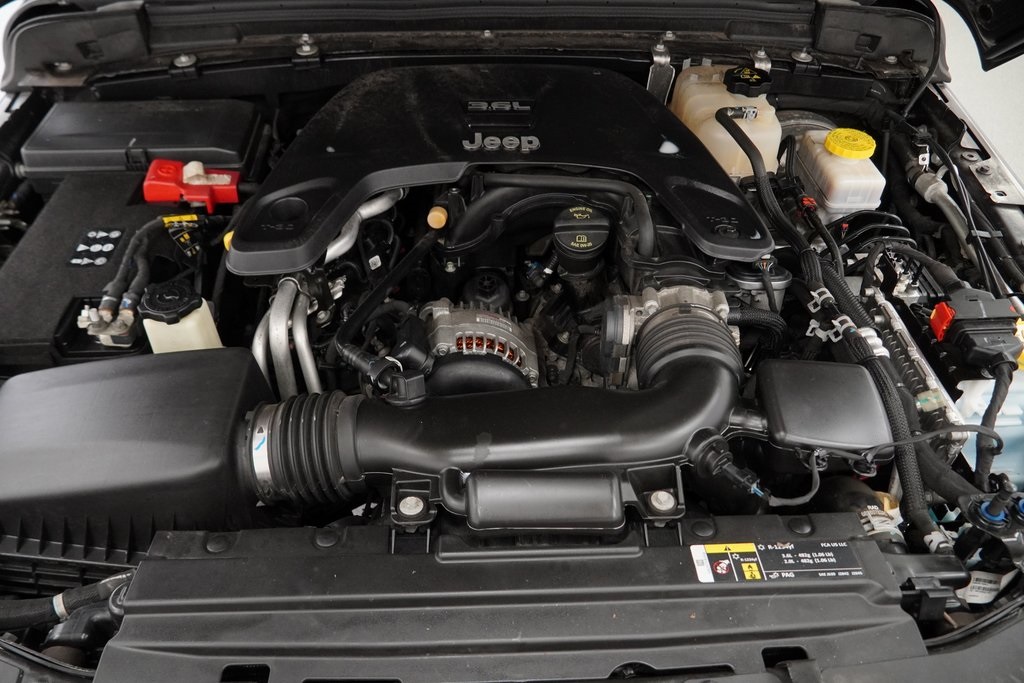 2020 Jeep Wrangler Unlimited Rubicon photo 39