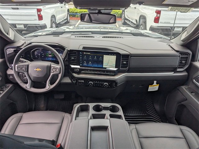 2026 Chevrolet Silverado 2500HD LTZ photo 5