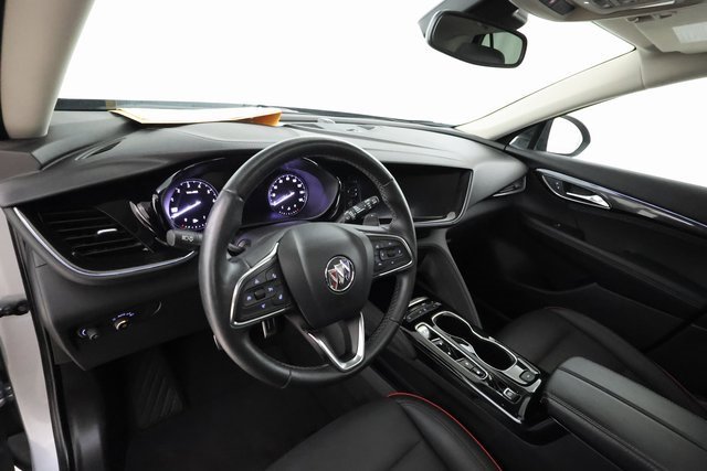 2023 Buick Envision Essence photo 10