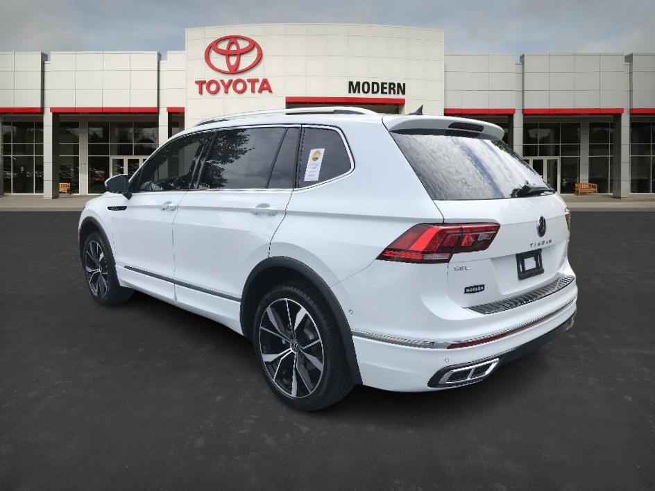 2022 Volkswagen Tiguan SEL Premium R-Line photo 3