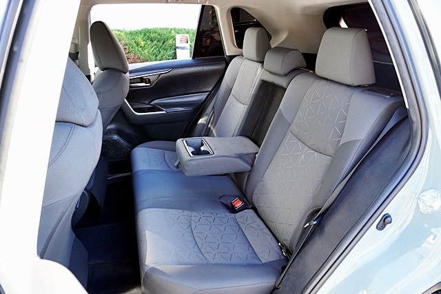 Used 2021 Gray Toyota XLE image 15