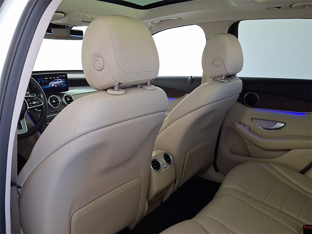 2022 Mercedes Benz GLC 300 4MATIC photo 12