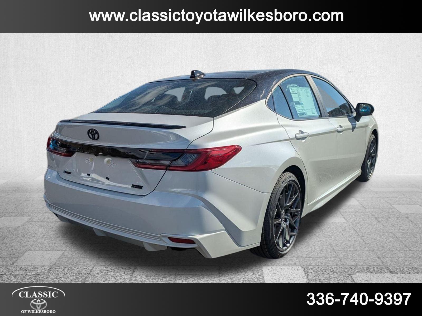 2025 Toyota Camry XSE photo 5