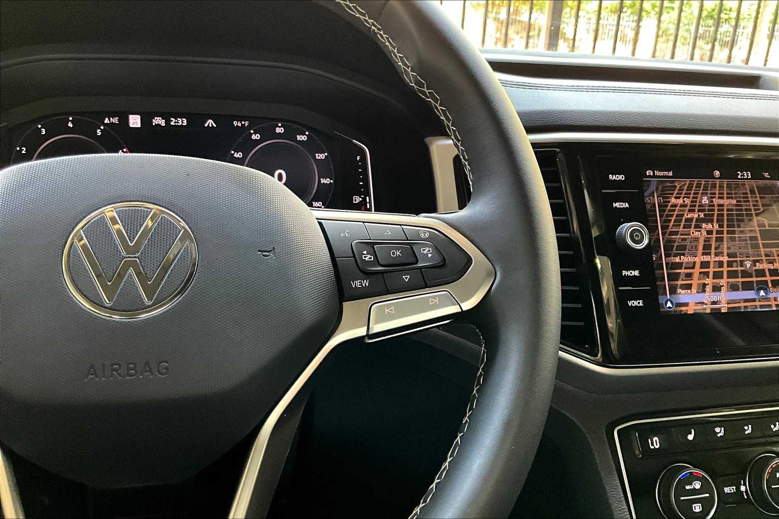 2023 Volkswagen Atlas V6 SEL photo 19