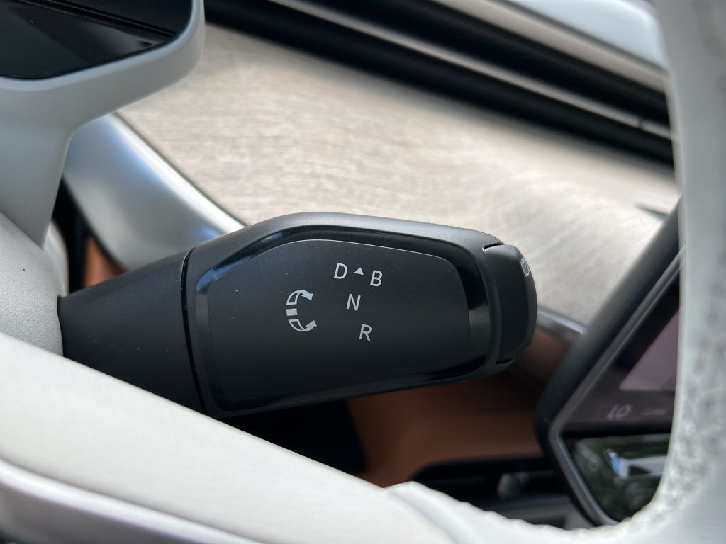2025 Volkswagen ID. Buzz photo 21