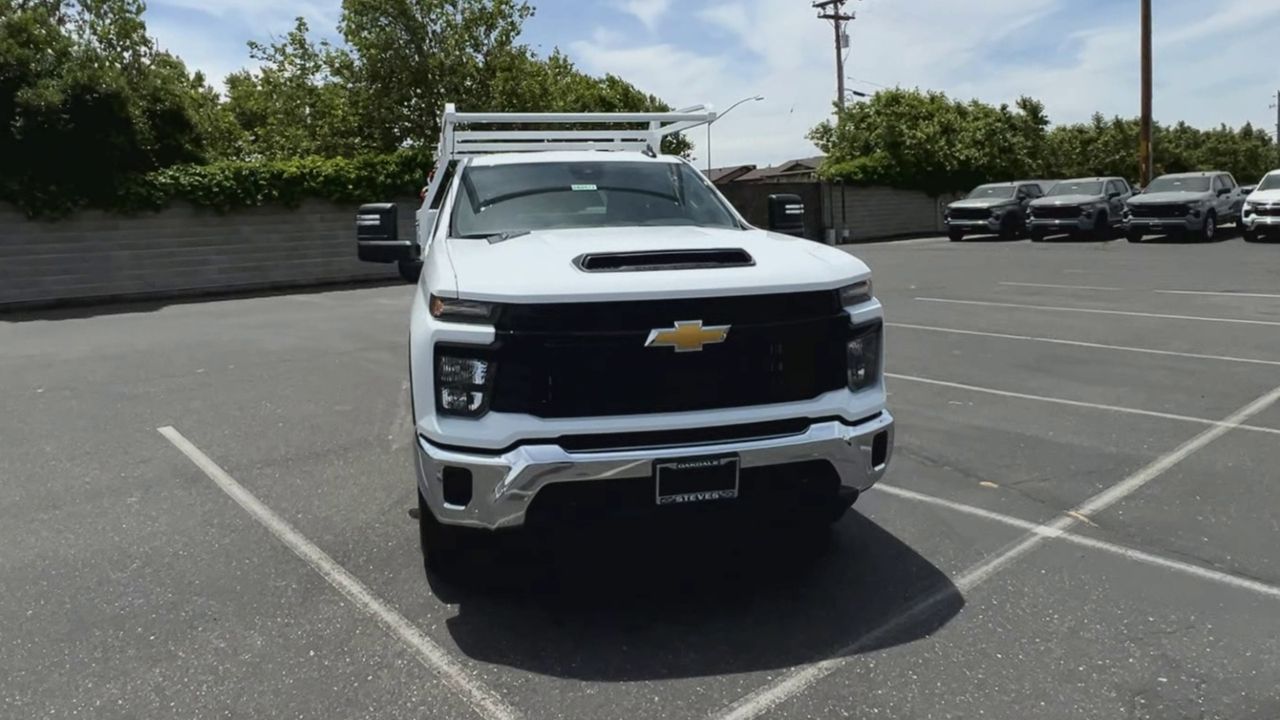 2024 Chevrolet Silverado 2500HD photo 31