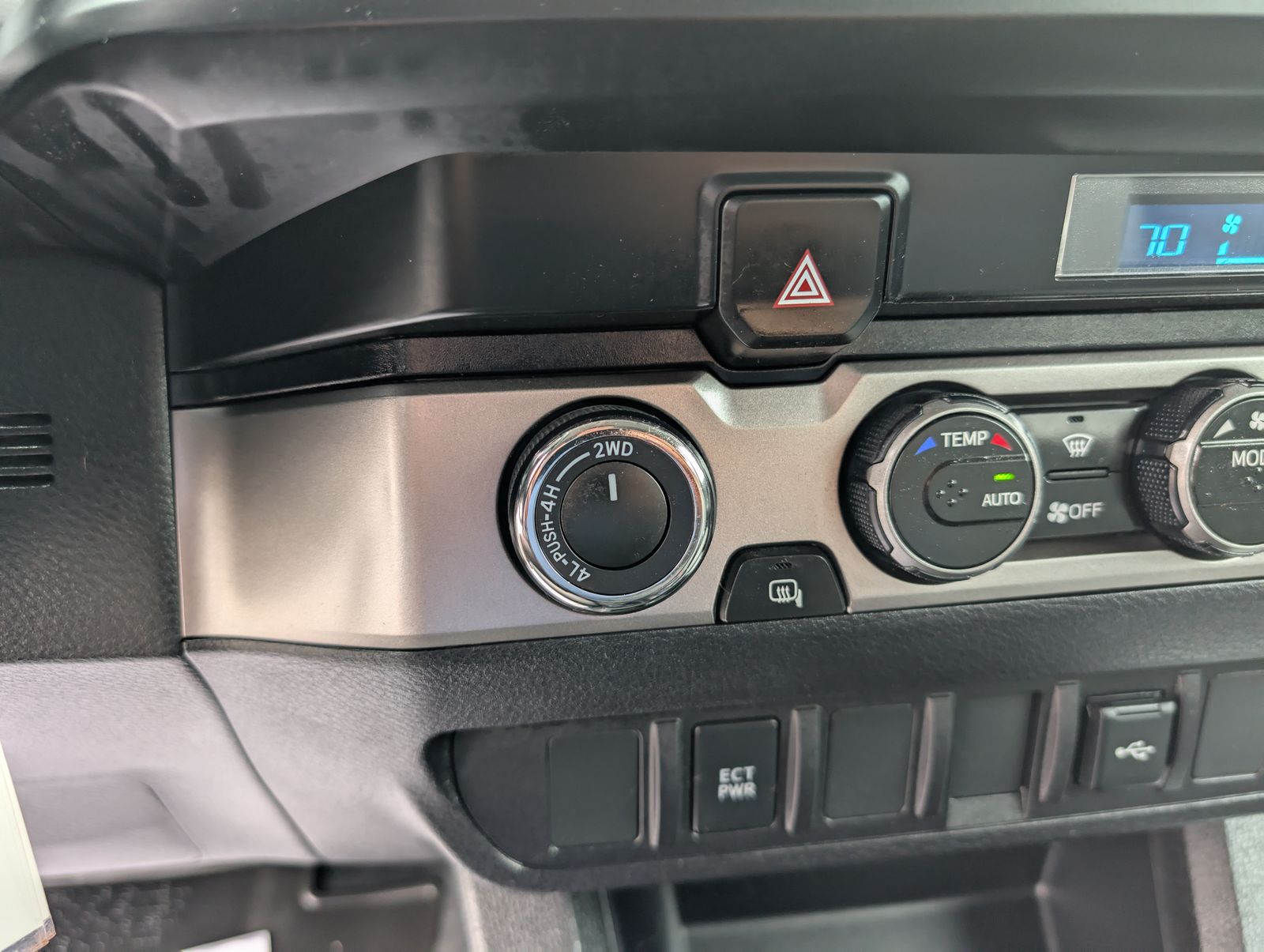 2023 Toyota Tacoma SR 4x4 Double Cab photo 22