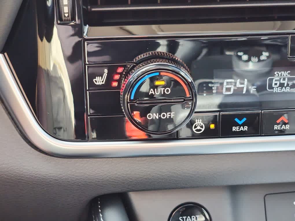2026 Nissan Rogue Platinum photo 7