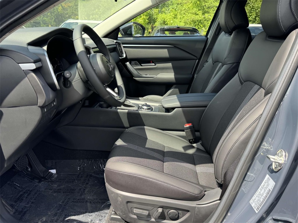 2025 Mazda CX-50 Preferred photo 14