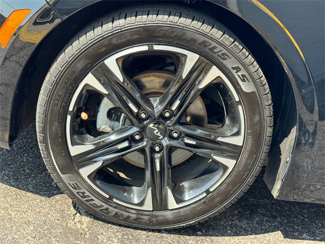 2023 Kia K5 GT-Line photo 13