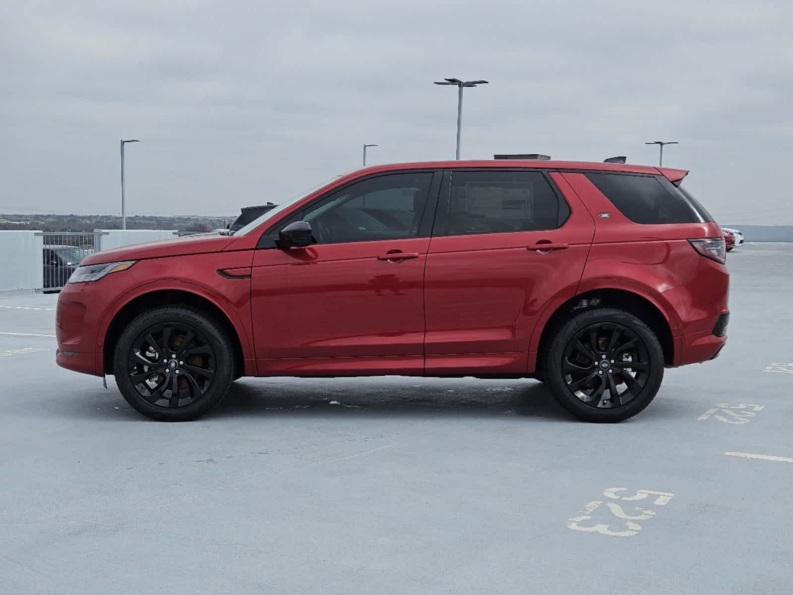 2025 Land Rover Discovery Sport S photo 3