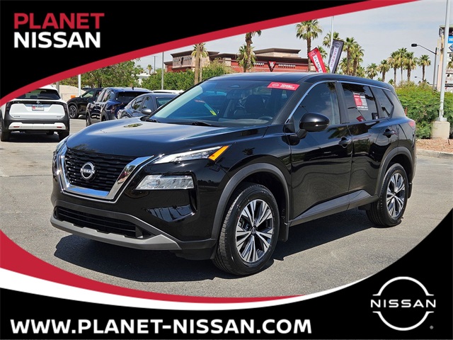 2022 Nissan Rogue SV's photo