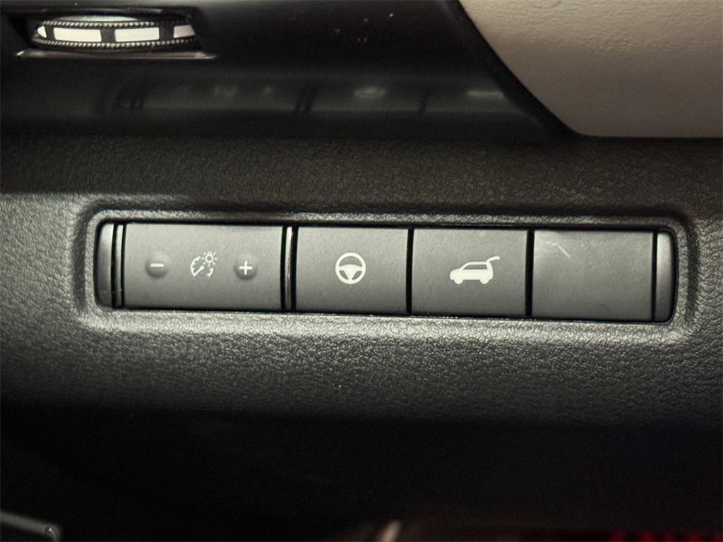 2022 Nissan Pathfinder SL photo 43