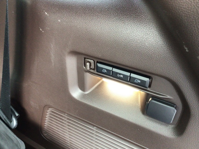 2022 Ford Explorer King Ranch photo 24