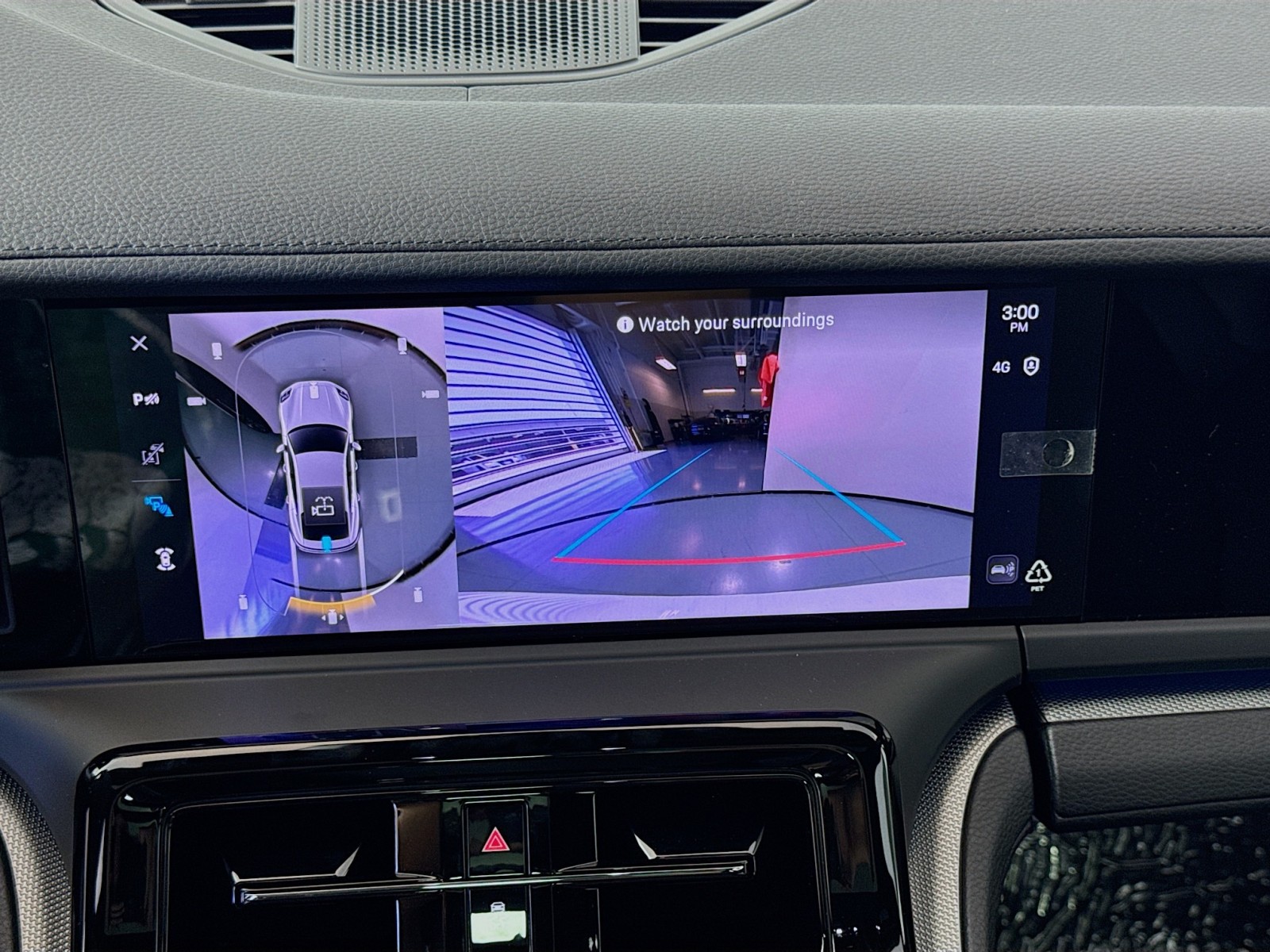 2025 Porsche Panamera 4 photo 17