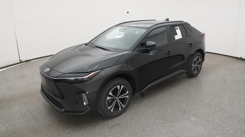 2025 Toyota bZ4X XLE's photo