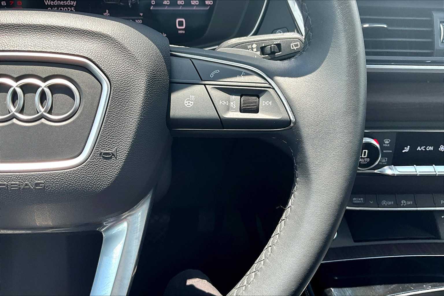 2024 Audi Q5 S line Premium Plus photo 24