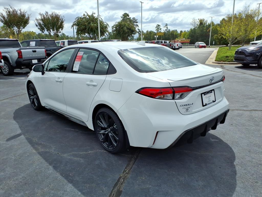 2026 Toyota Corolla SE photo 3