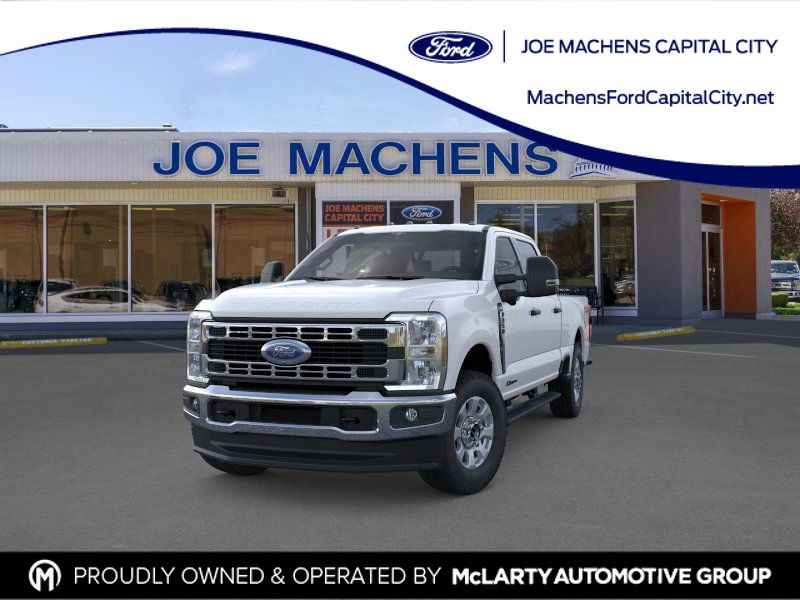2025 Ford F-350 XLT photo 3