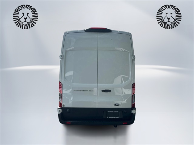 2025 Ford Transit Cargo Van photo 4