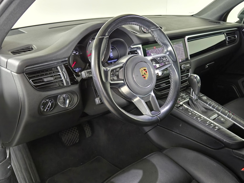 2021 Porsche Macan S photo 15