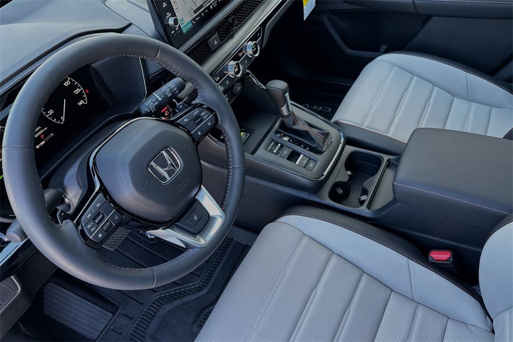 2025 Honda CR-V Hybrid Touring photo 10